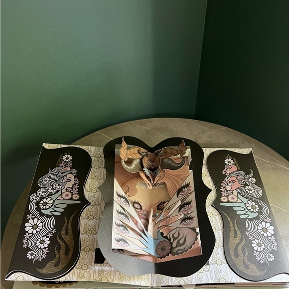 Junko Mizuno Triad Pop Up Book - Picture 9 of 12